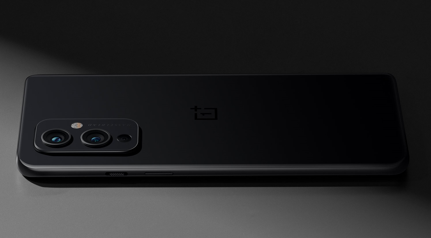 OnePlus 9 и OnePlus 9 Pro: цена и характеристики