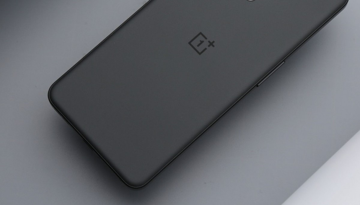 Скорый дебют OnePlus Ace 3V подтвержден руководством бренда