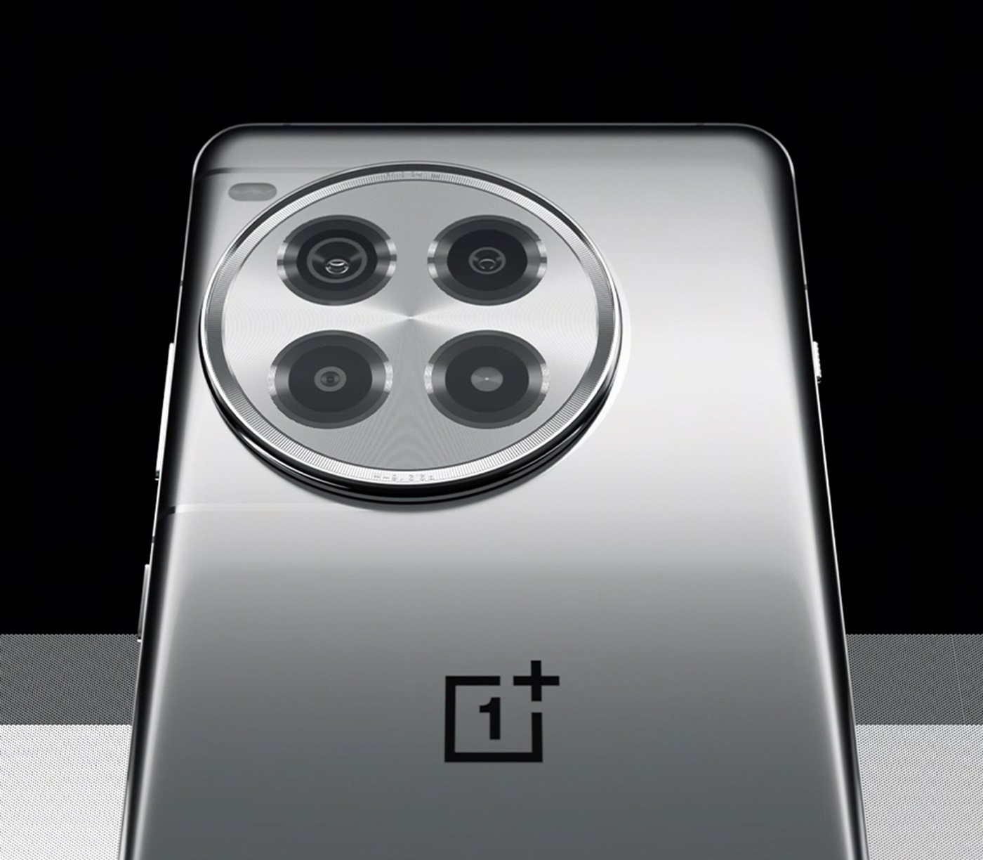 OnePlus Ace 3 Pro Titanium Mirror Silver