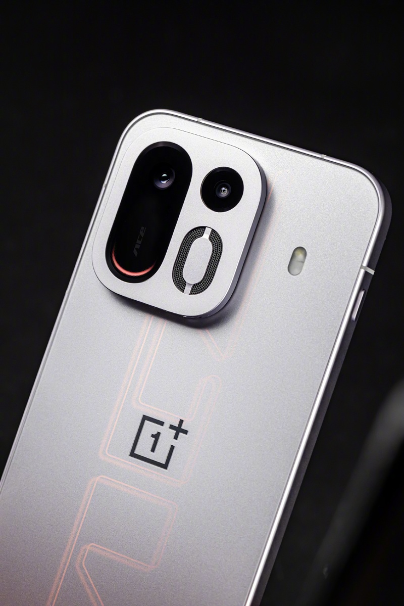 OnePlus Ace 7