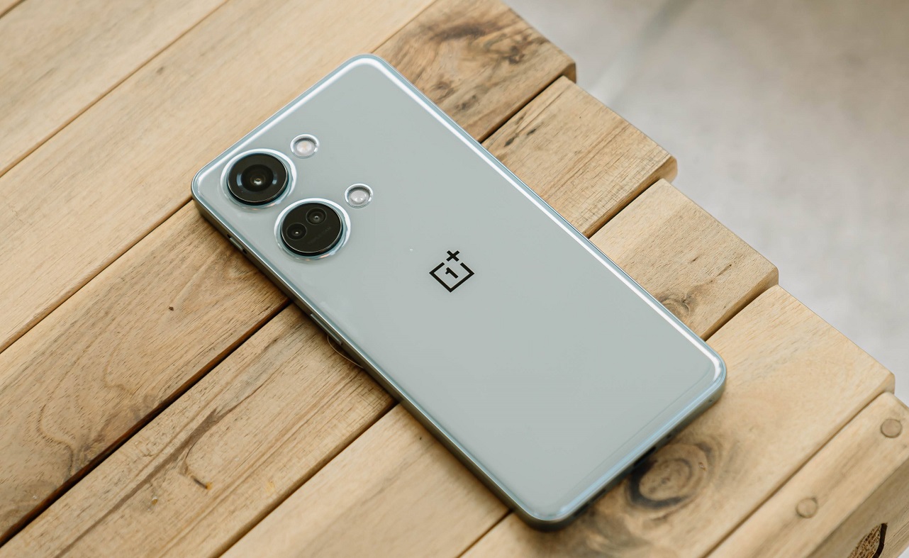 смартфон OnePlus Nord 3