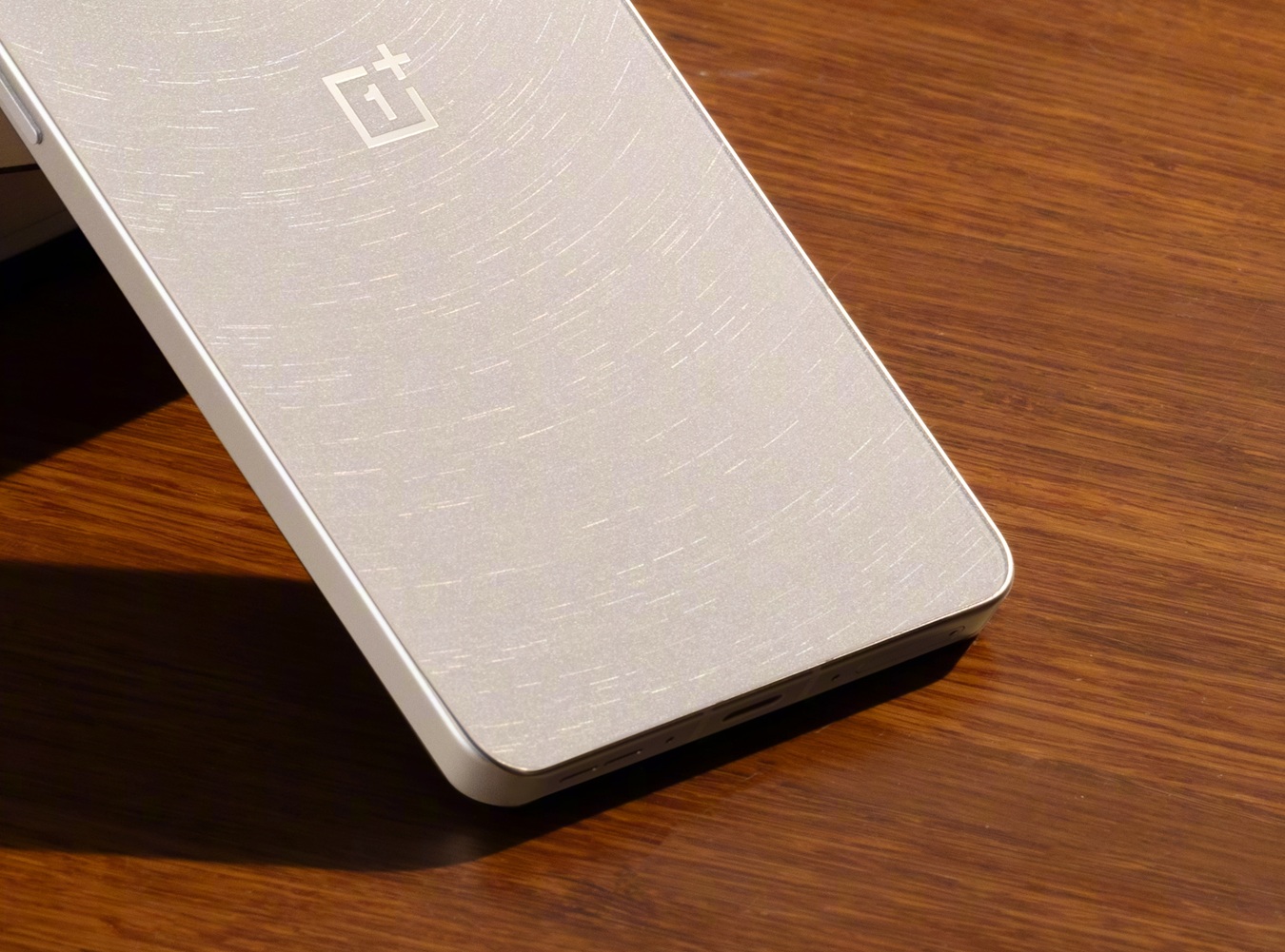 OnePlus 13T прошел тестирование в AnTuTu в преддверии анонса
