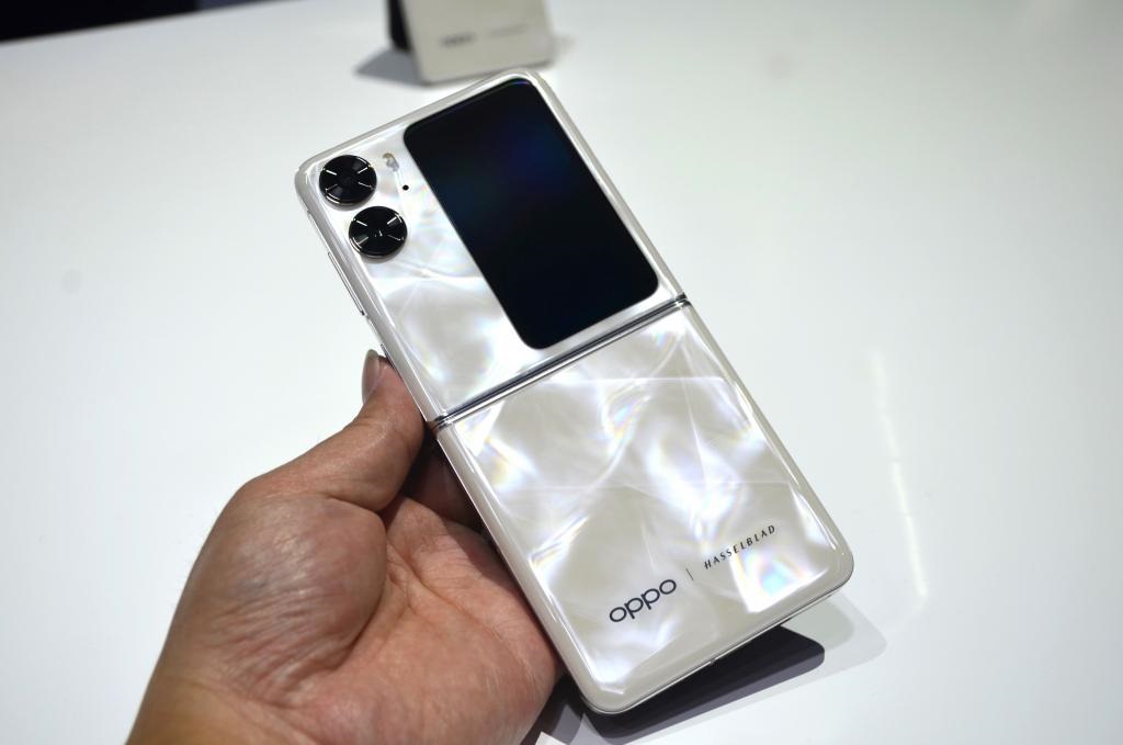 OPPO Find N2 Flip