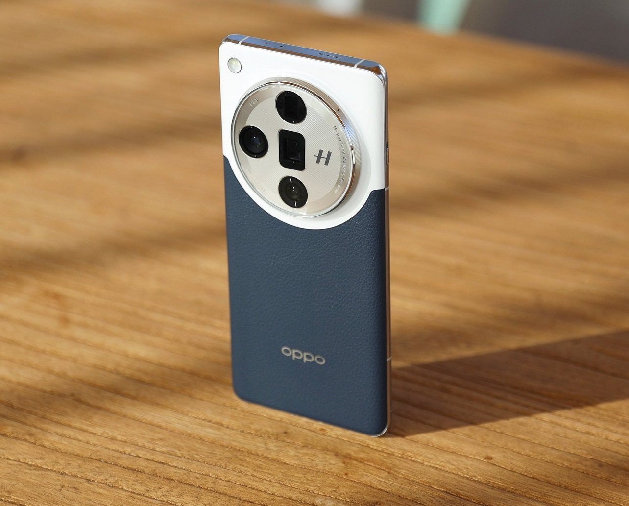 смартфон OPPO Find X7 Ultra