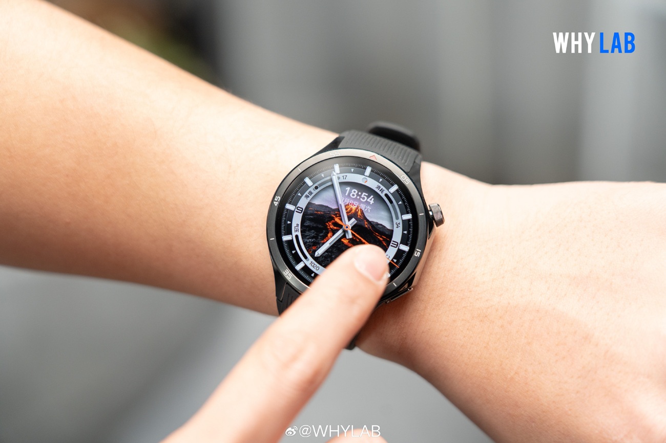 Oppo Watch X2 в цвете Inkstone Black