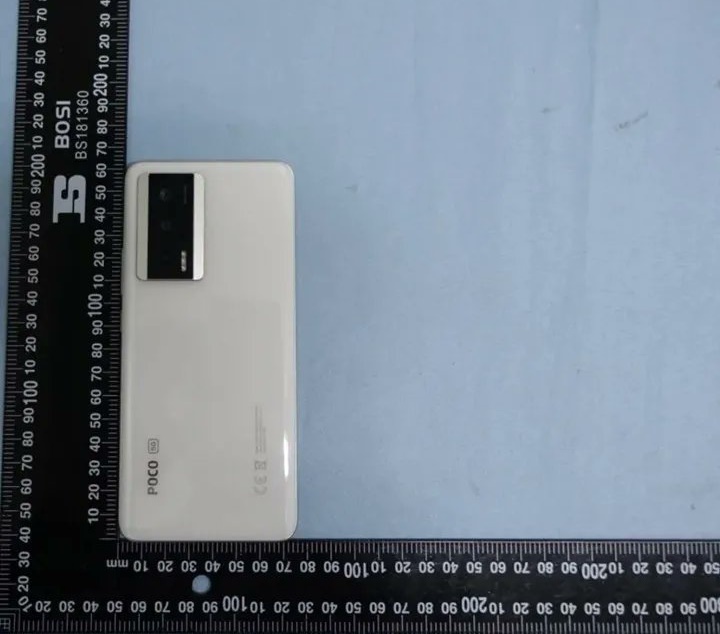 первое фото Poco F5 Pro