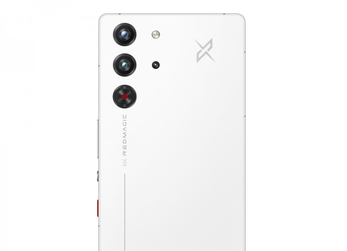 Вышла новая версия Red Magic 10 Pro в цвете Lightspeed