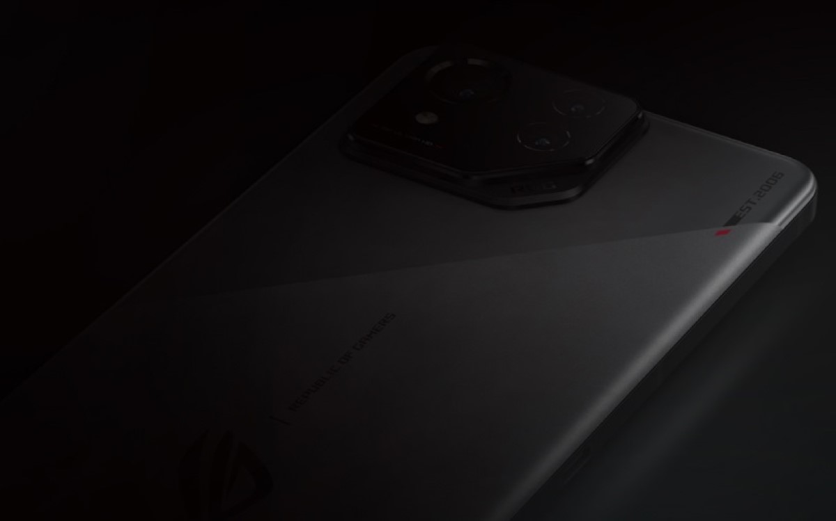 ASUS ROG Phone 8 продемонстрирован на пресс-рендере