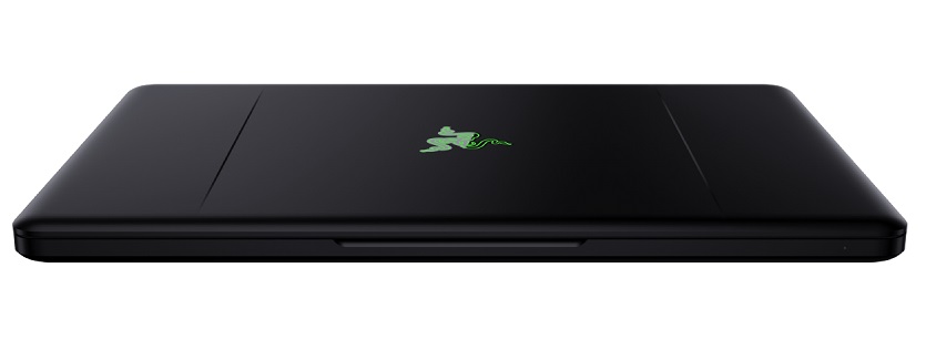 Razer_Blade_Pro_new_2016_1.jpg