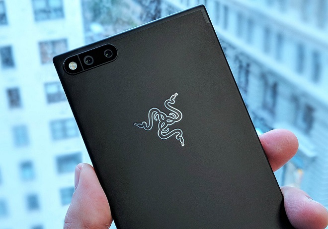 Razer_Phone16.jpg