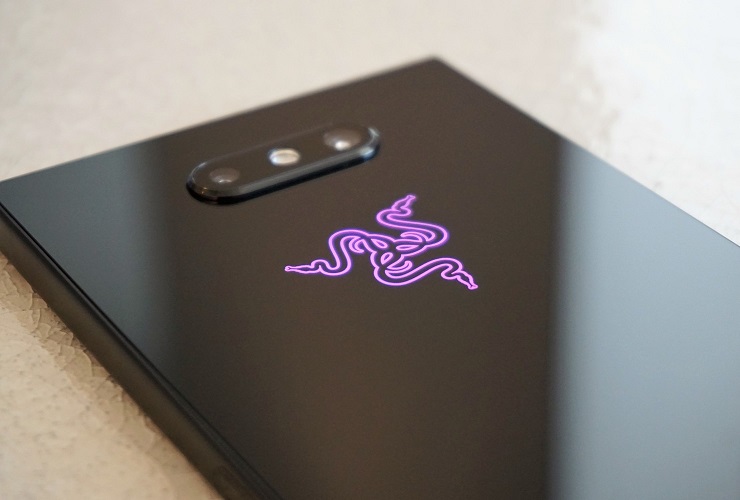 Razer_Phone_2_official3.jpg