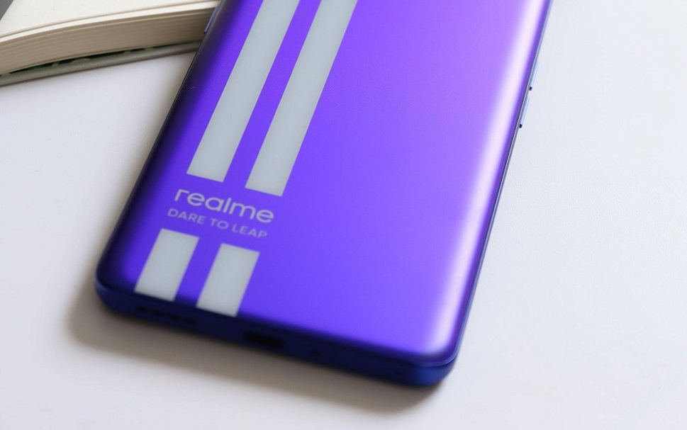 Realme GT Neo 3T