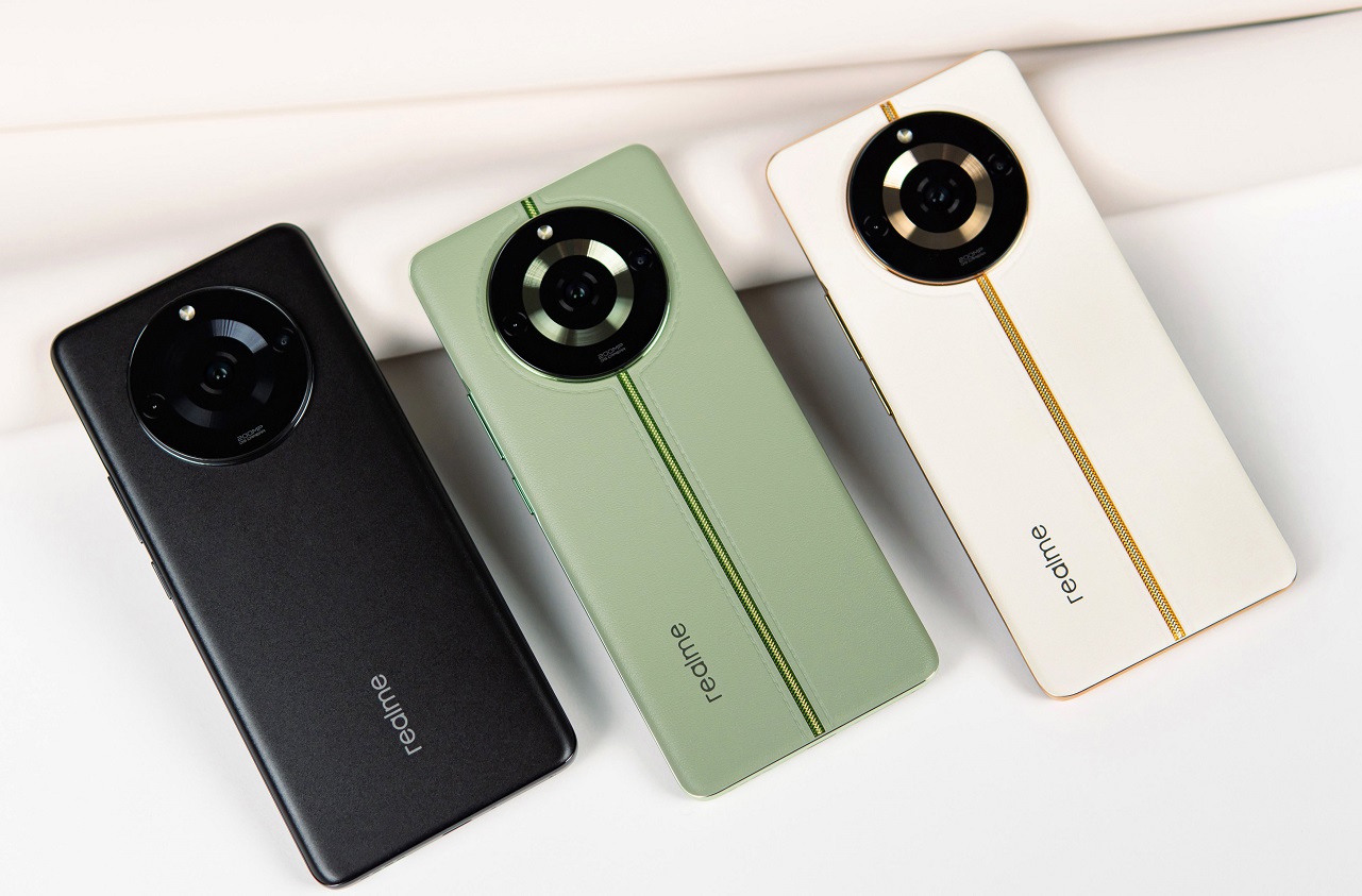 смартфоны Realme 11 Pro+ в разных цветах