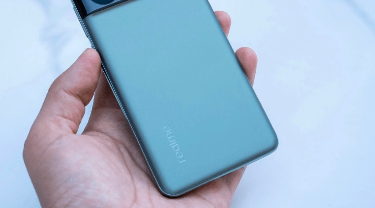 смартфон Realme GT5 Pro