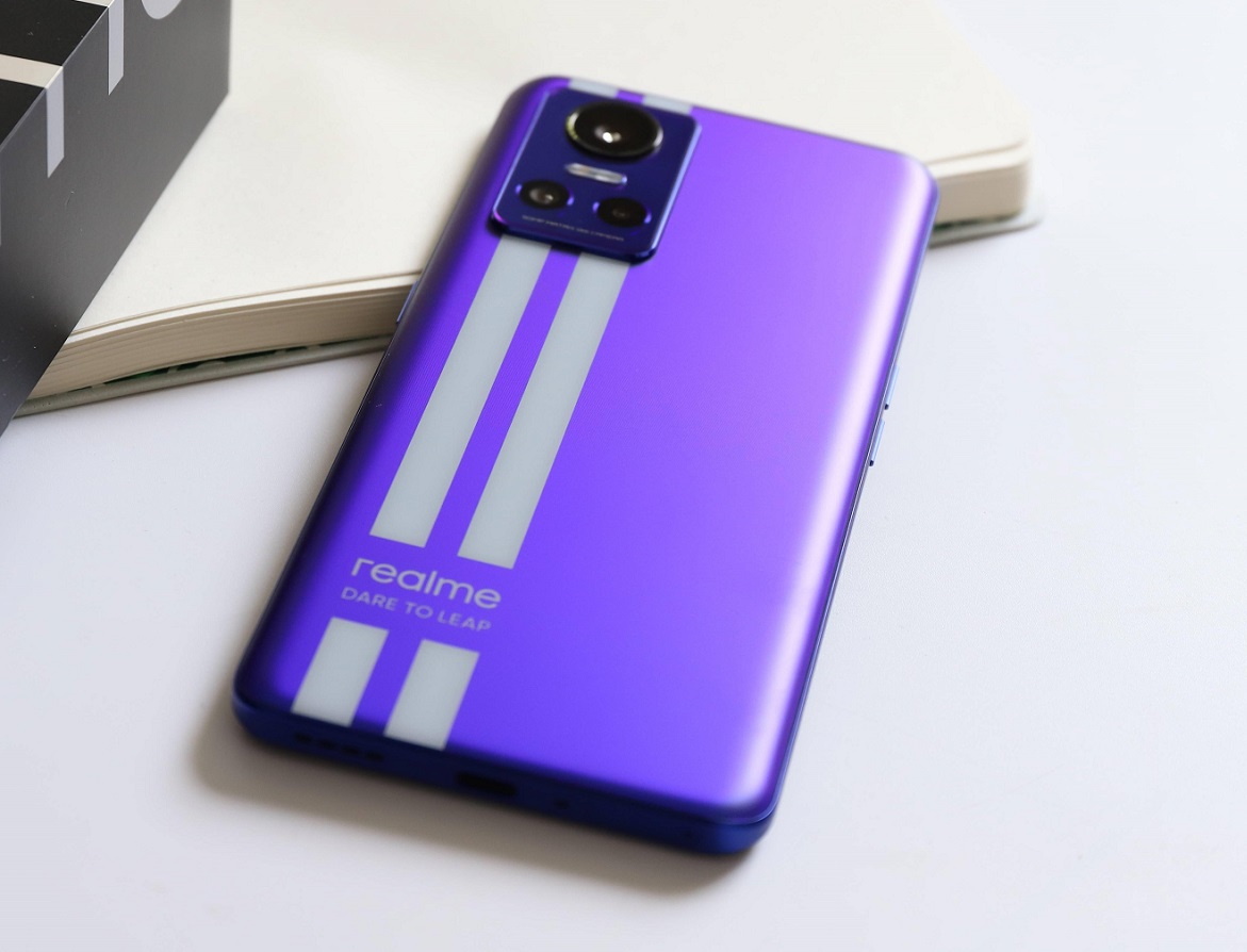 Realme GT Neo 3T