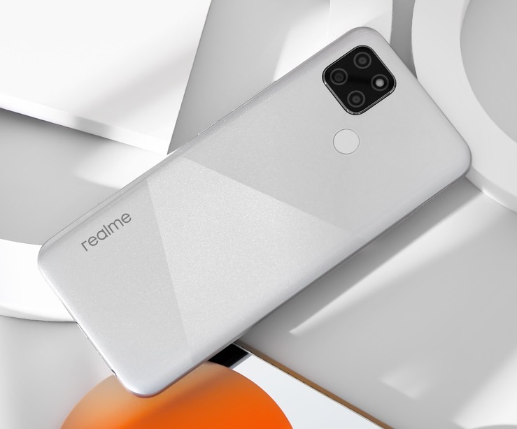 Realme_Q2i_19255055.jpg