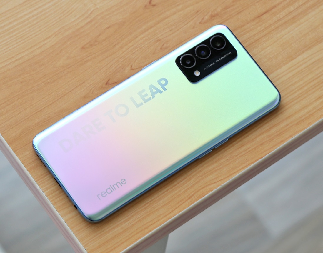 Realme представила смартфон Realme Q3 Pro Special Edition на базе Snapdragon 768G