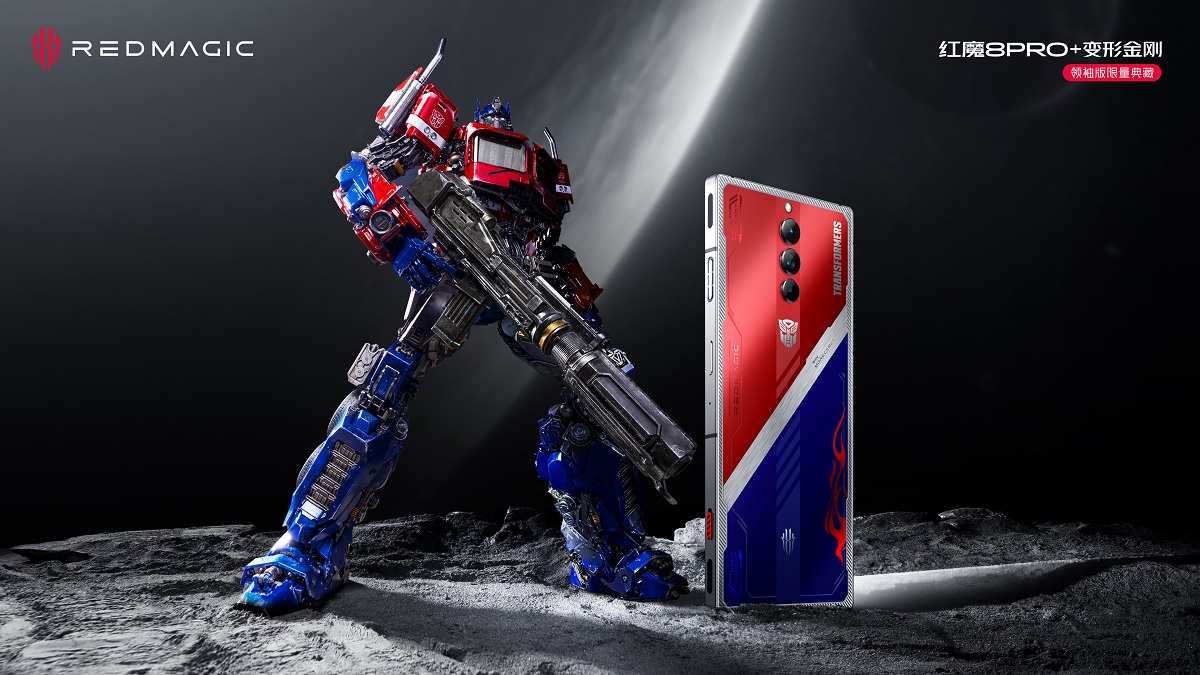 игровой смартфон Red Magic 8 Pro+ Transformers Leader Edition.