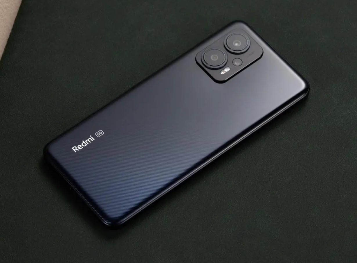 Redmi Note 13 Pro+ может стать первым смартфоном бренда с изогнутыми краями дисплея