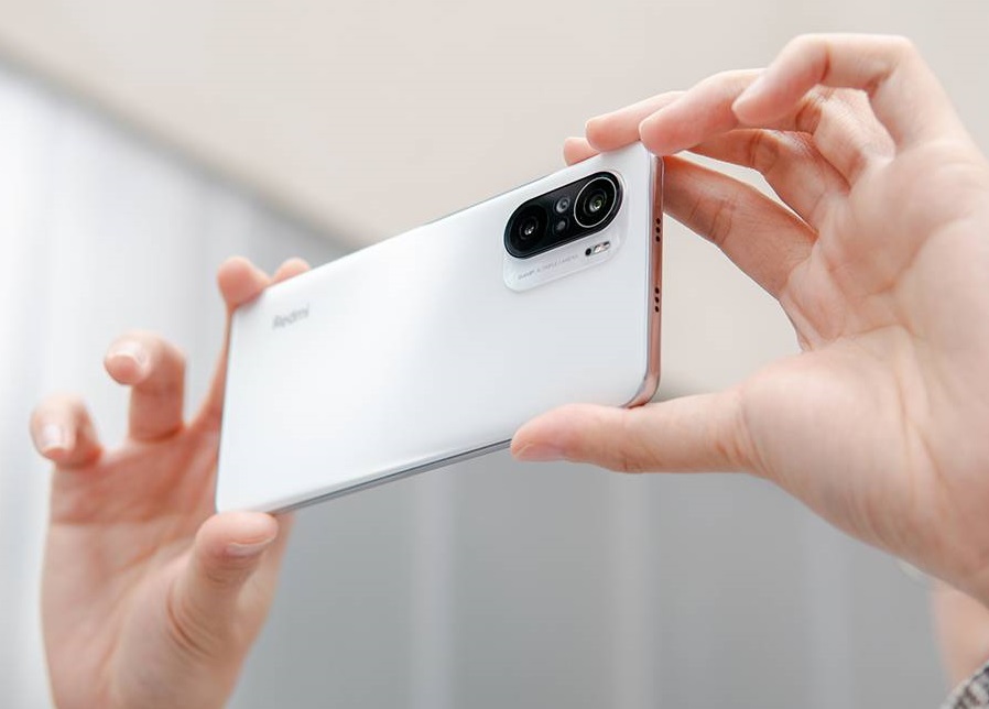 Смартфон Redmi K40 Pro+ со 108-мегапиксельной камерой поступает в продажу