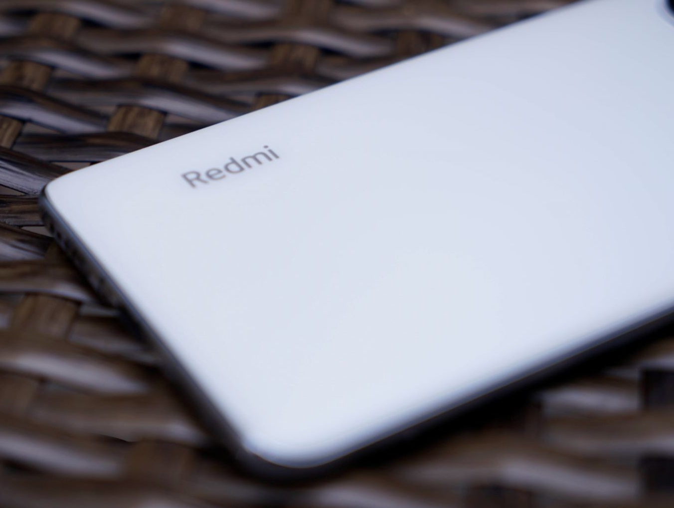 характеристики первого игрового смартфона Redmi
