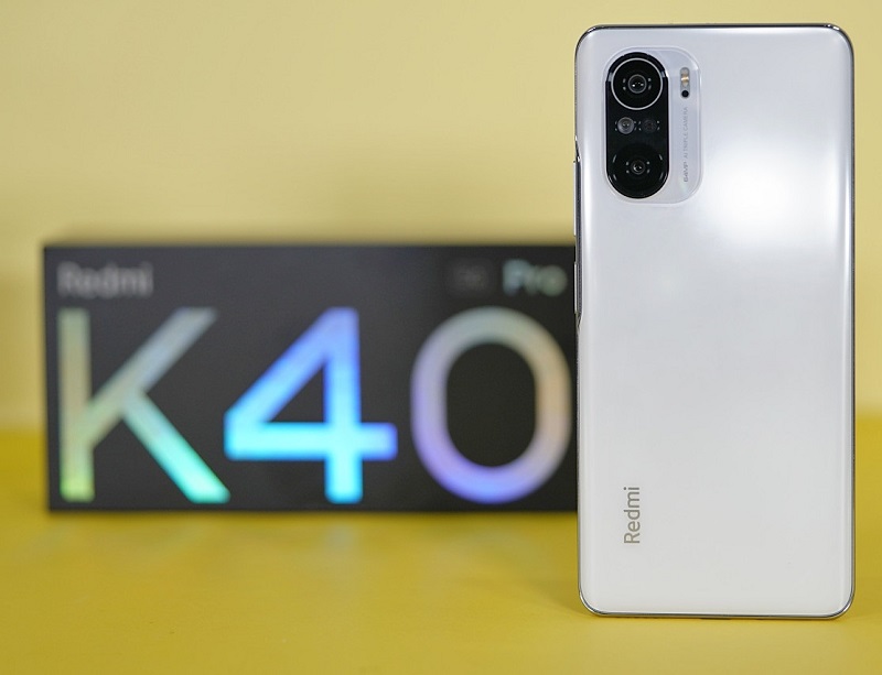 Флагманские смартфоны, которые вышли в 2021 году: Redmi K40 Pro