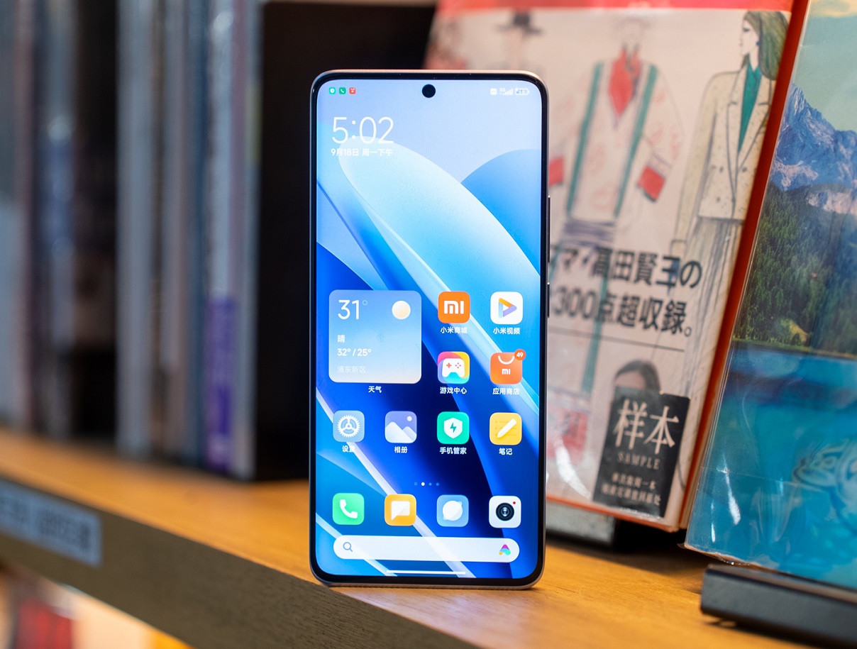 смартфон Redmi Note 13 Pro+