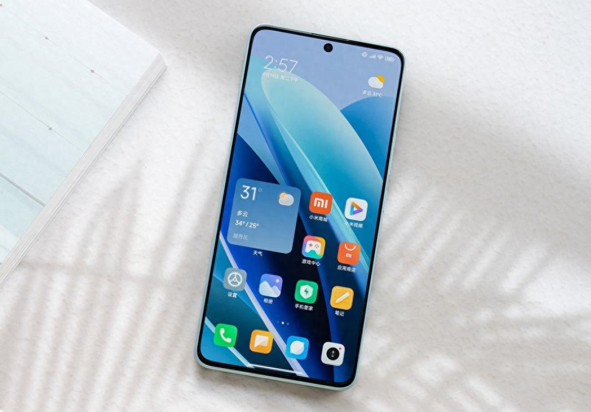 Redmi Note 14 Pro может получить изогнутый дисплей с разрешением 1,5K и новую камеру
