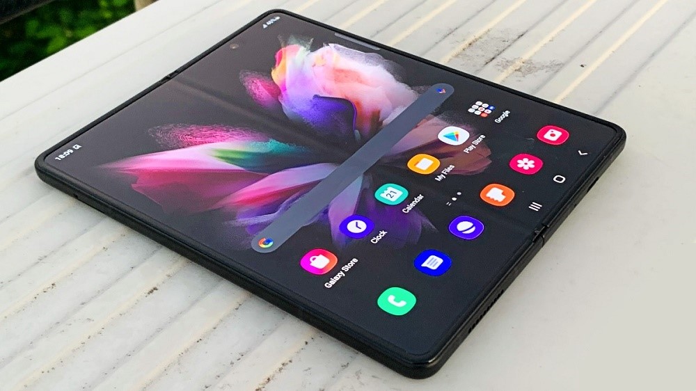 У "флагмана будущего" Samsung экраном обернуты все четыре стороны Hi-Tech Селдон
