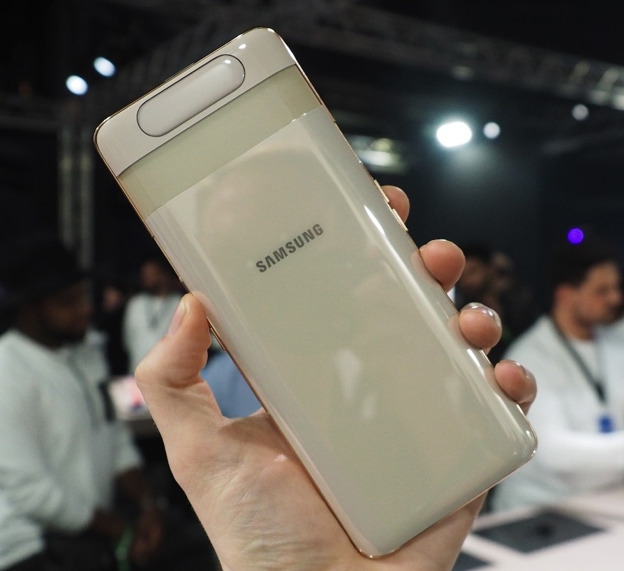 Samsung_Galaxy_A80_17.jpg