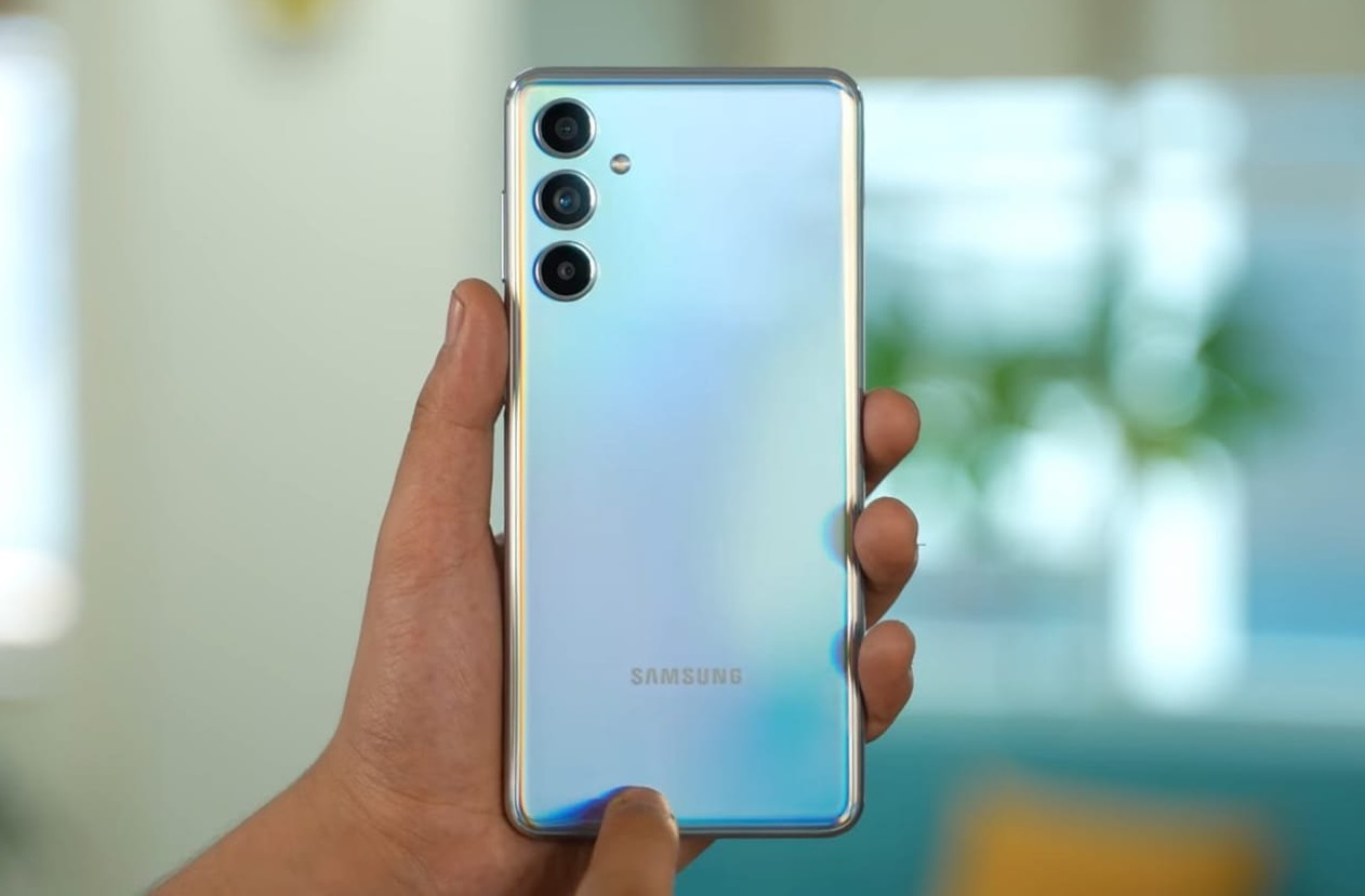 смартфон Samsung Galaxy F54 5G