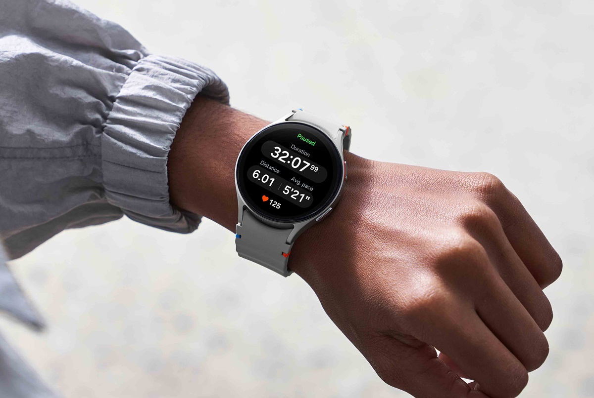 Представлены Samsung Galaxy Watch7 в двух размерах корпуса