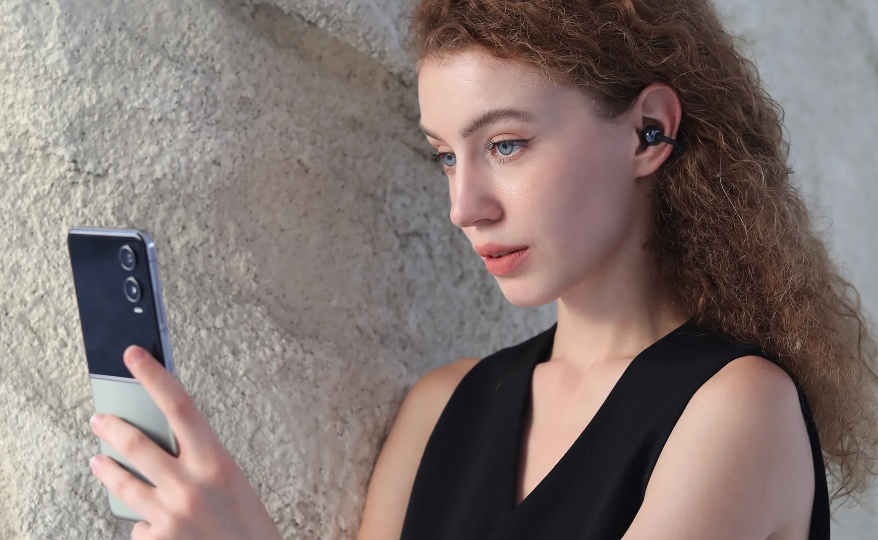 Беспроводные наушники TECNO FreeHear 1 вышли в России