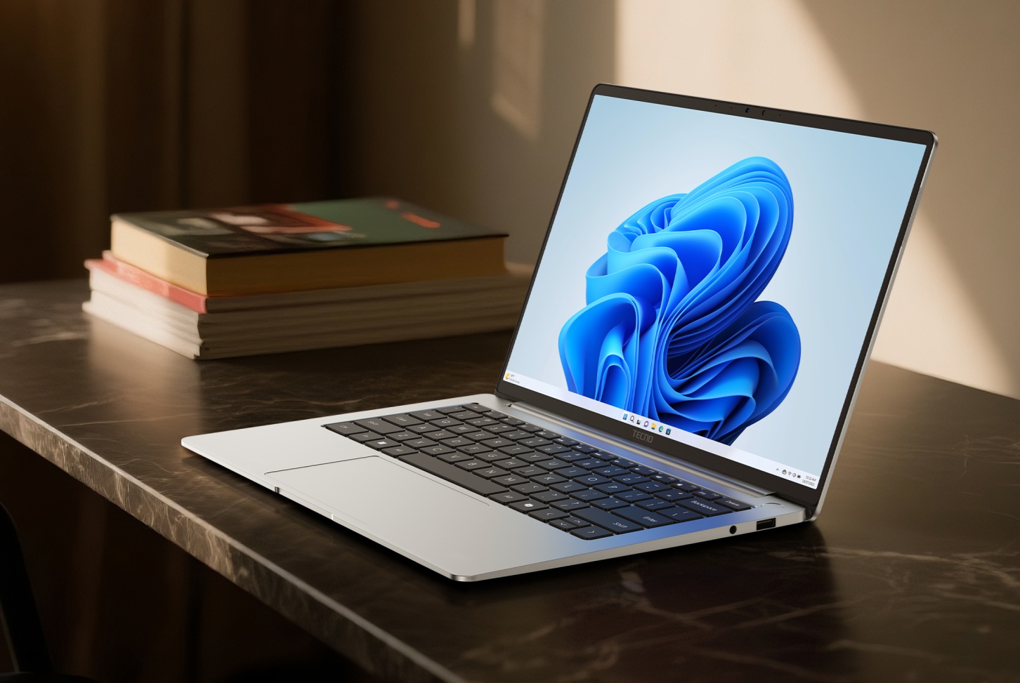 В России начались продажи легкого ноутбука TECNO MEGABOOK T14 Air