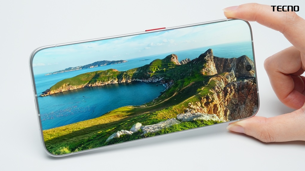 концептуальный смартфон TECNO с безрамочным дисплеем