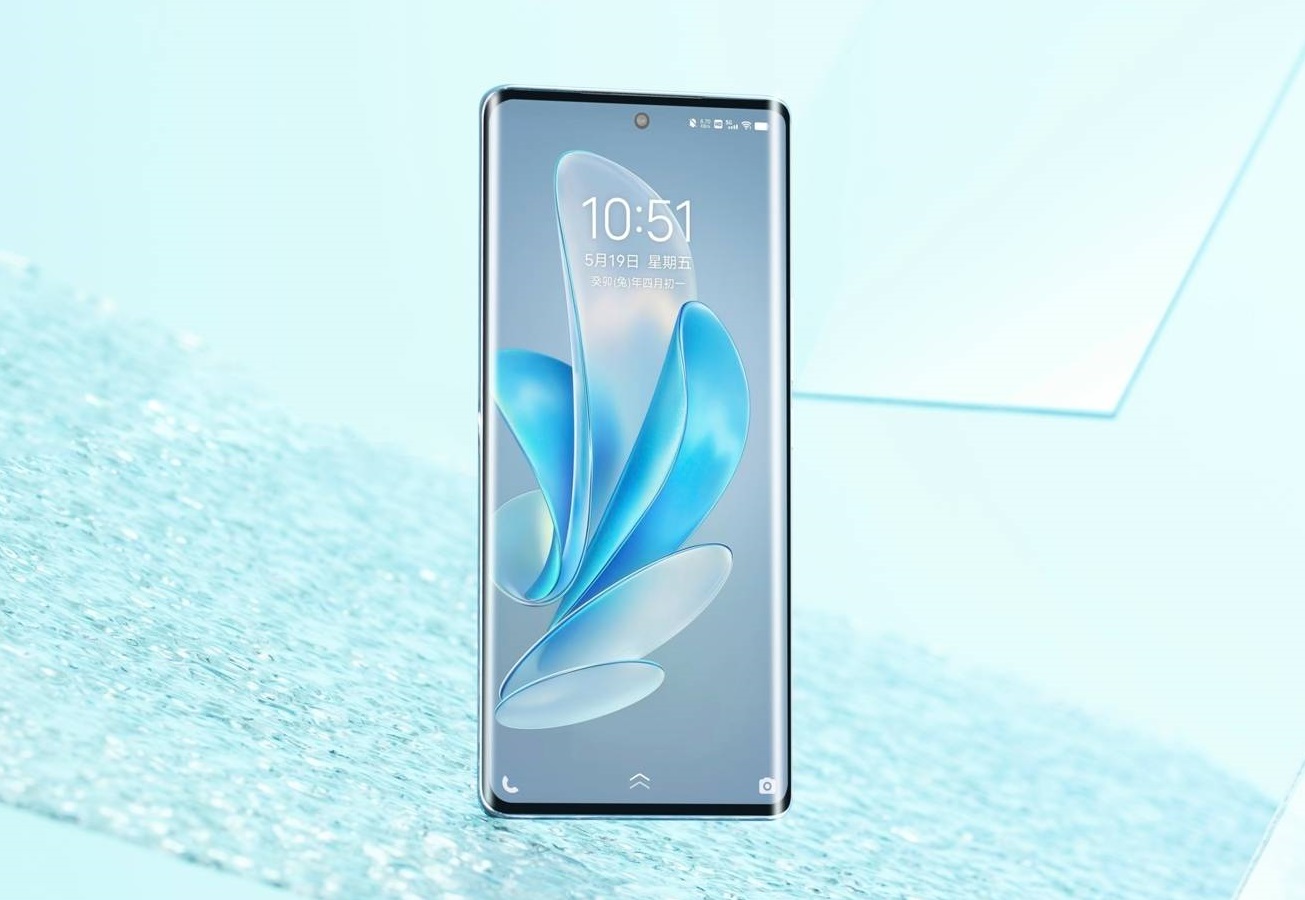 смартфон Vivo S17