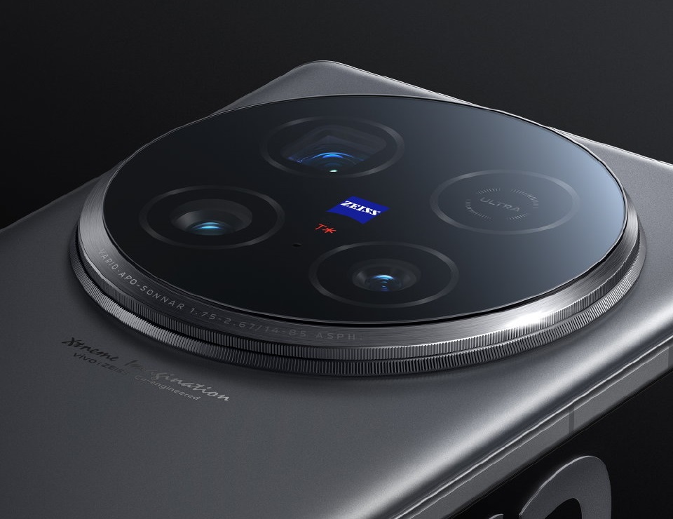 смартфон Vivo X100 Ultra