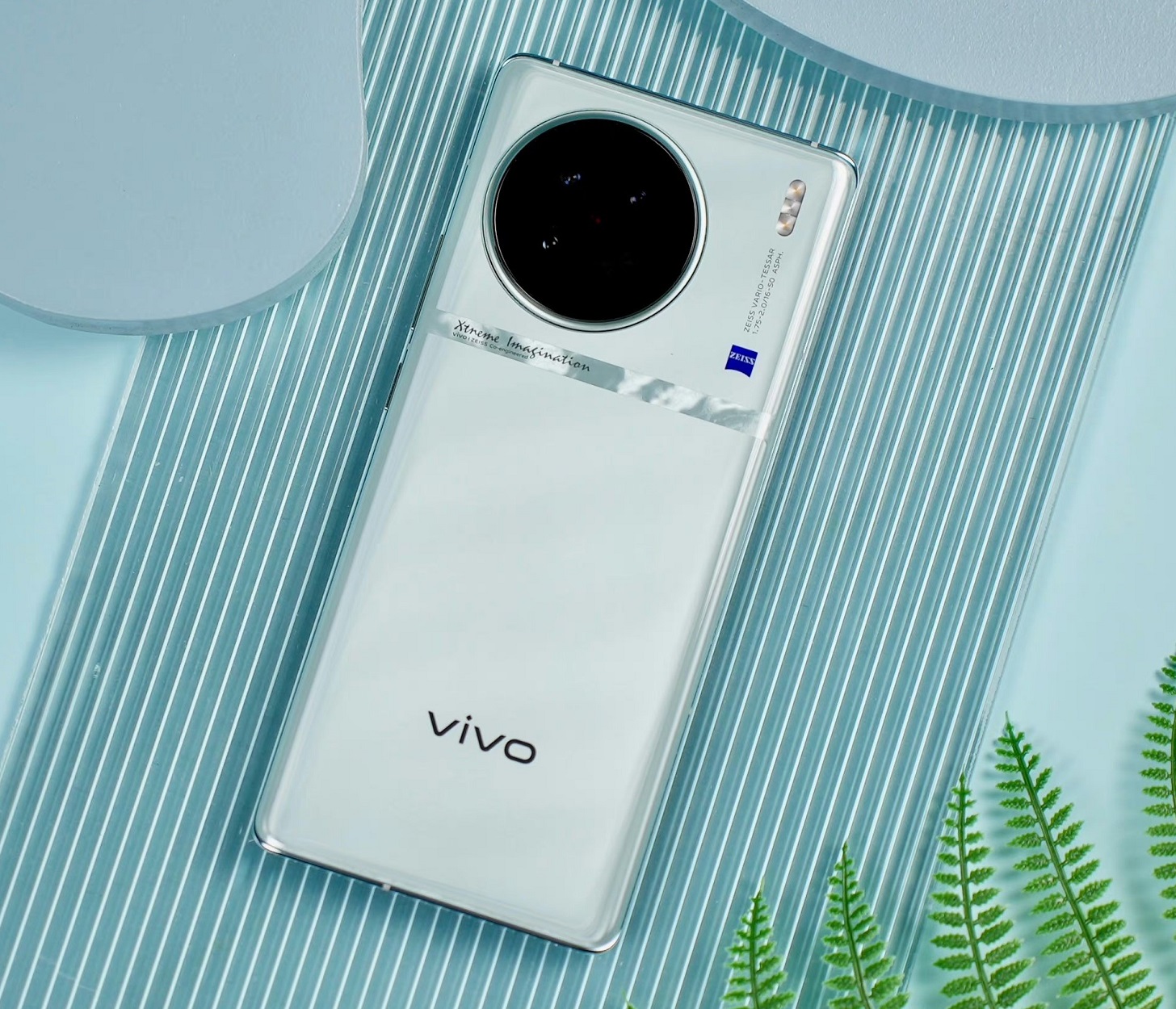 смартфон Vivo X90s