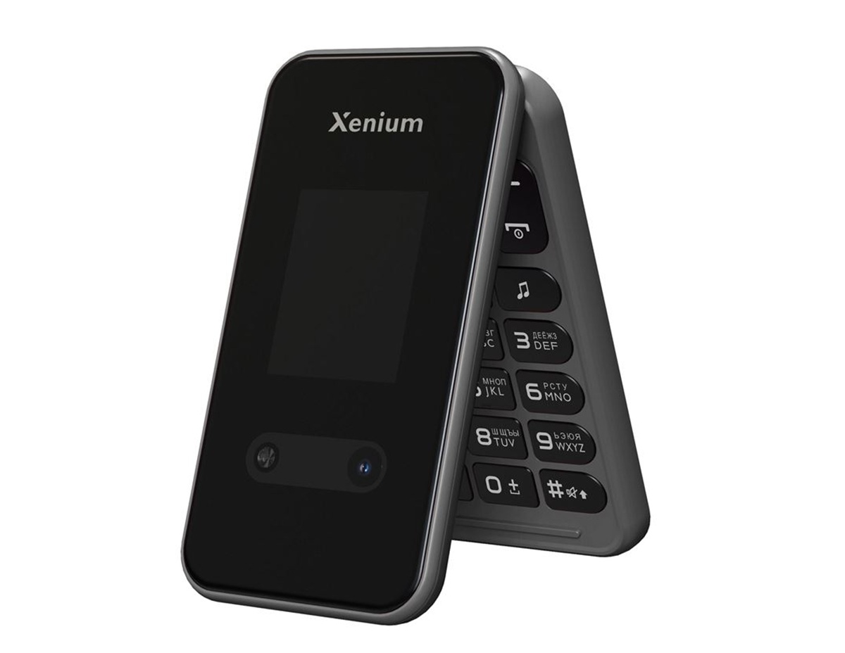 Кнопочный телефон Xenium X680 с аккумулятором 1800 мАч поступил в продажу в России
