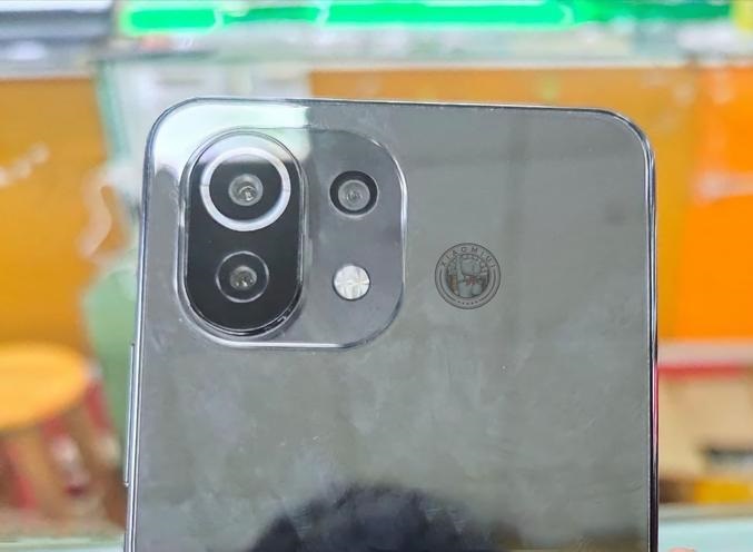 Xiaomi Mi 11 Lite фото