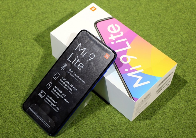 Xiaomi Mi 9 Lite в российской продаже