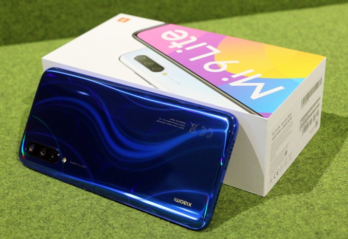 Xiaomi Mi 9 Lite в российской продаже