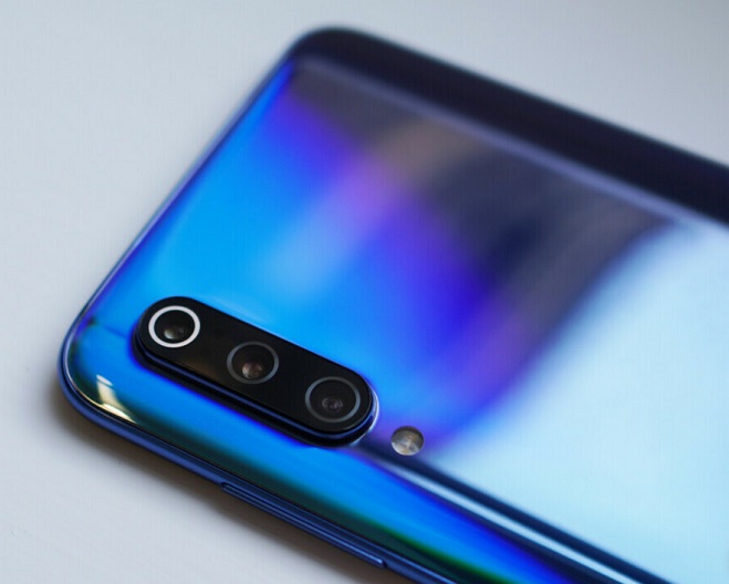 Xiaomi-Mi-9-triple-camera-detail-1-1340x754_1.jpg