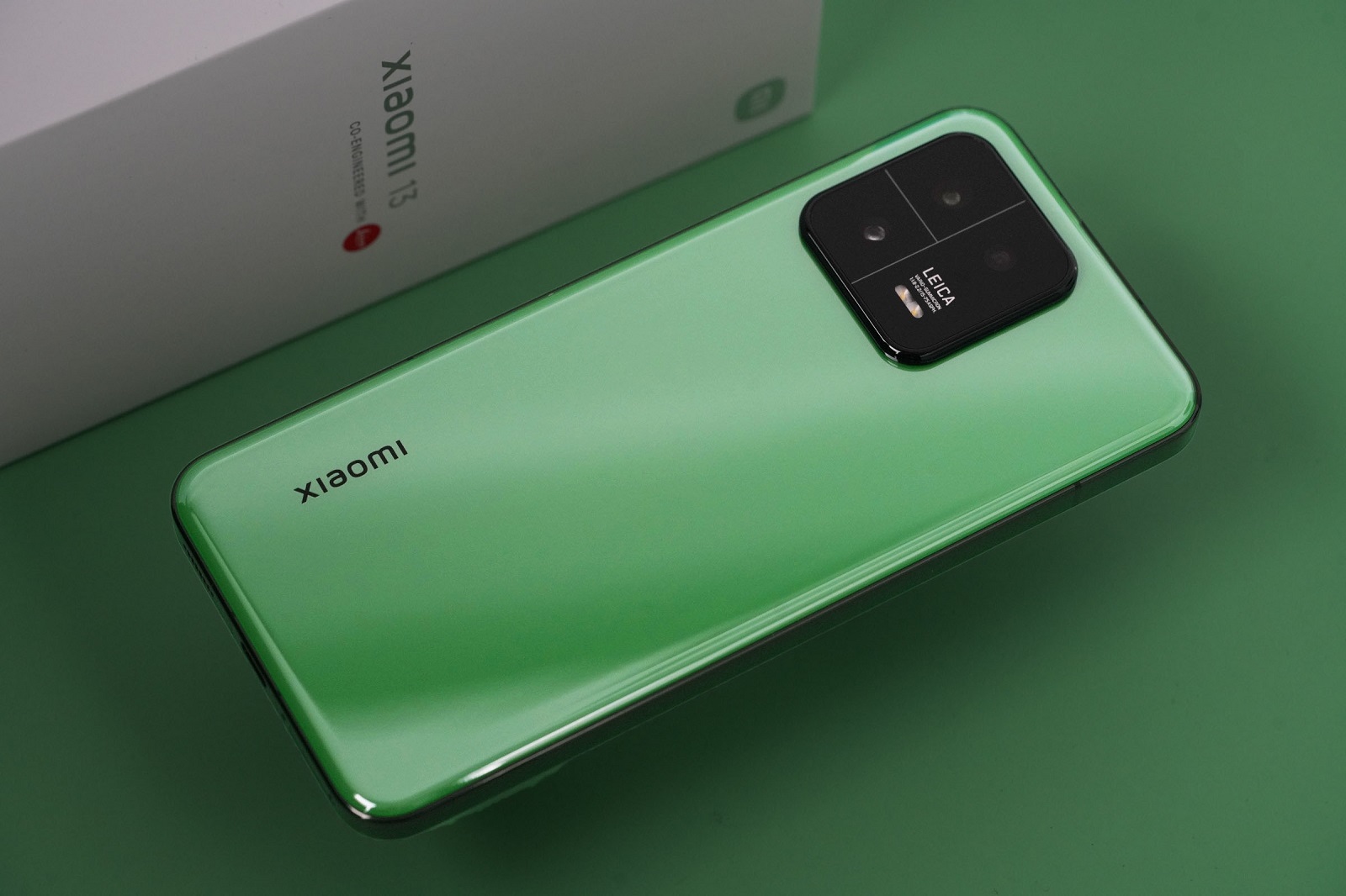 Хаоми нот 13. Xiaomi 13. Xiaomi 13t. Xiaomi 13 телефон. Xiaomi 13t без lecia зеленый.