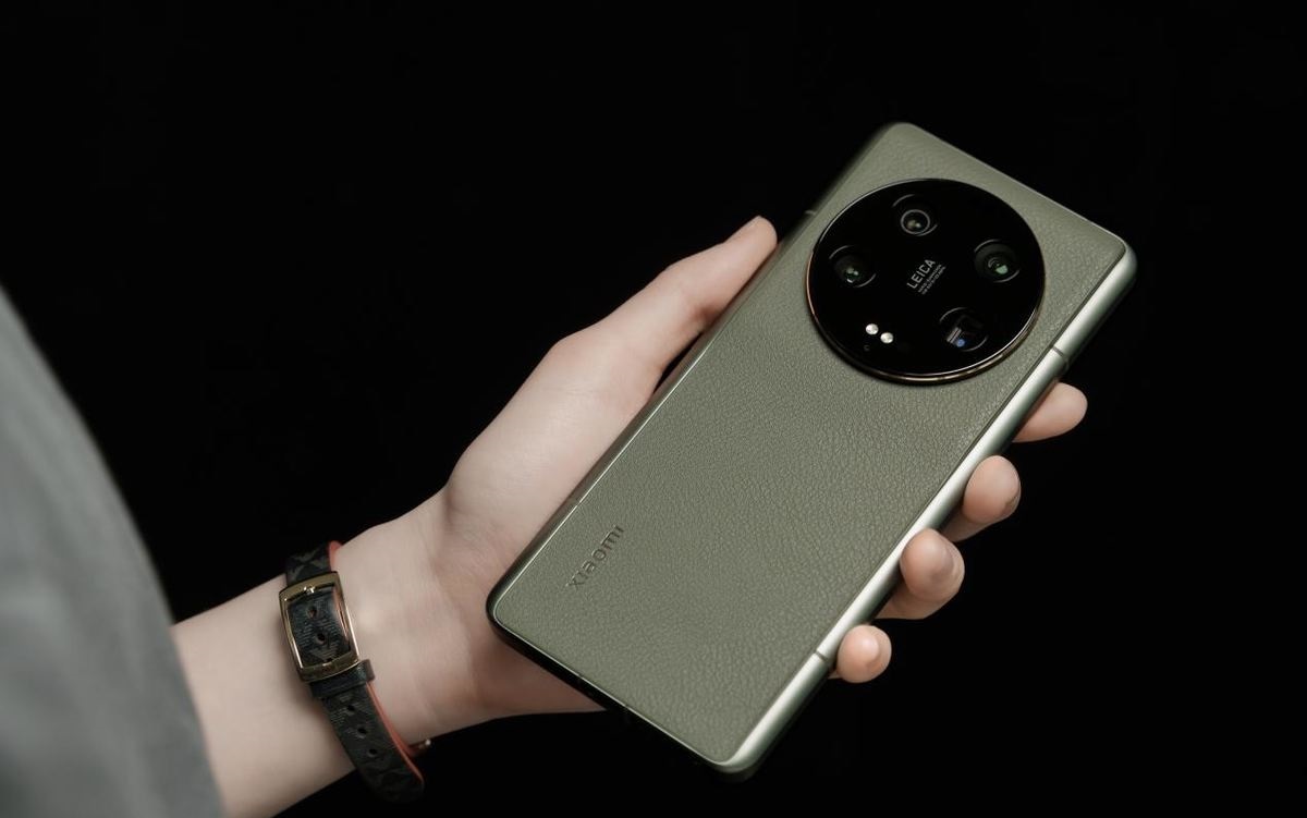 смартфон Xiaomi 13 Ultra