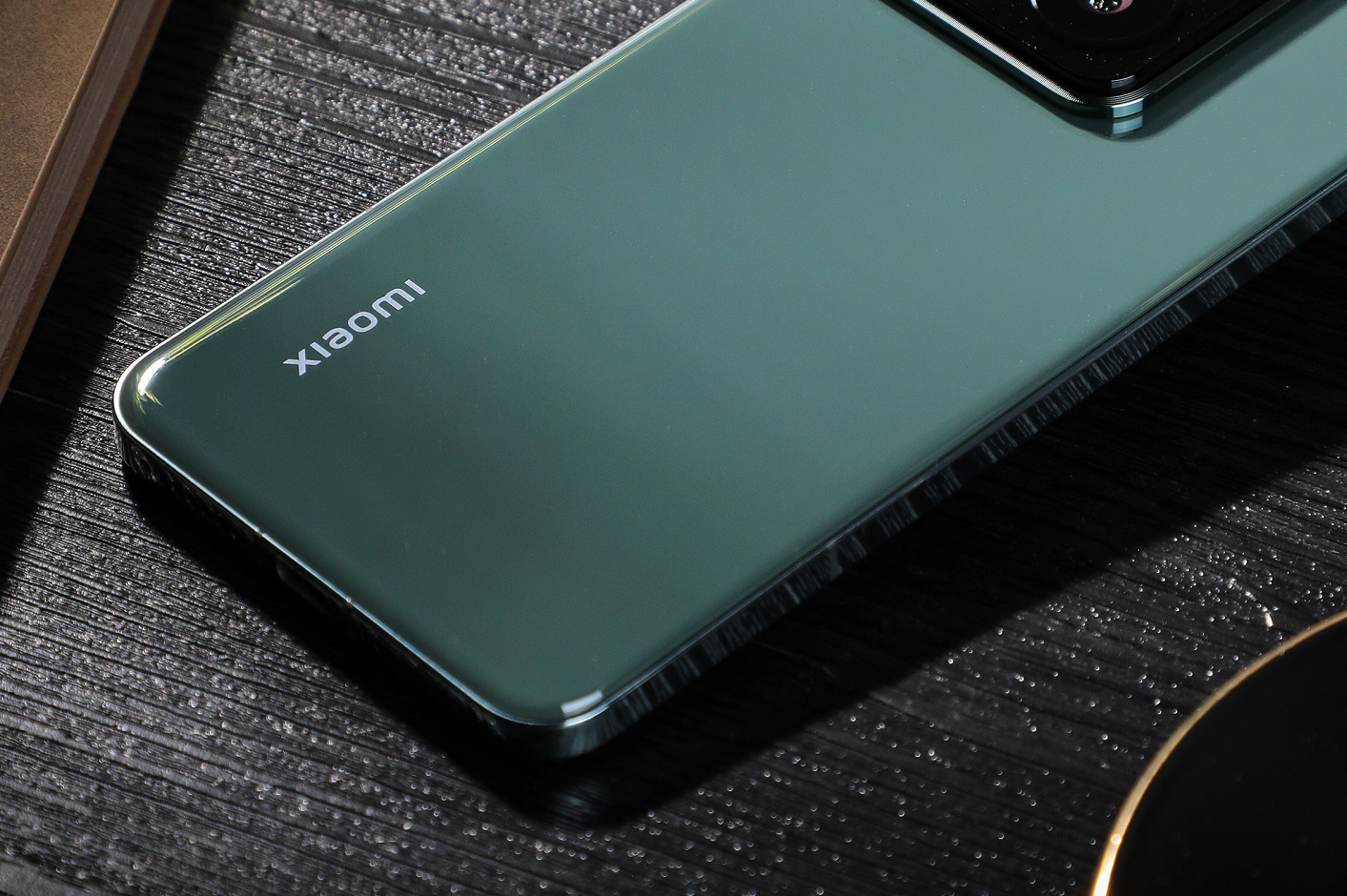 Xiaomi представит на выставке MWC 2024 автомобиль, смартфоны, планшет, смарт-часы и пылесос