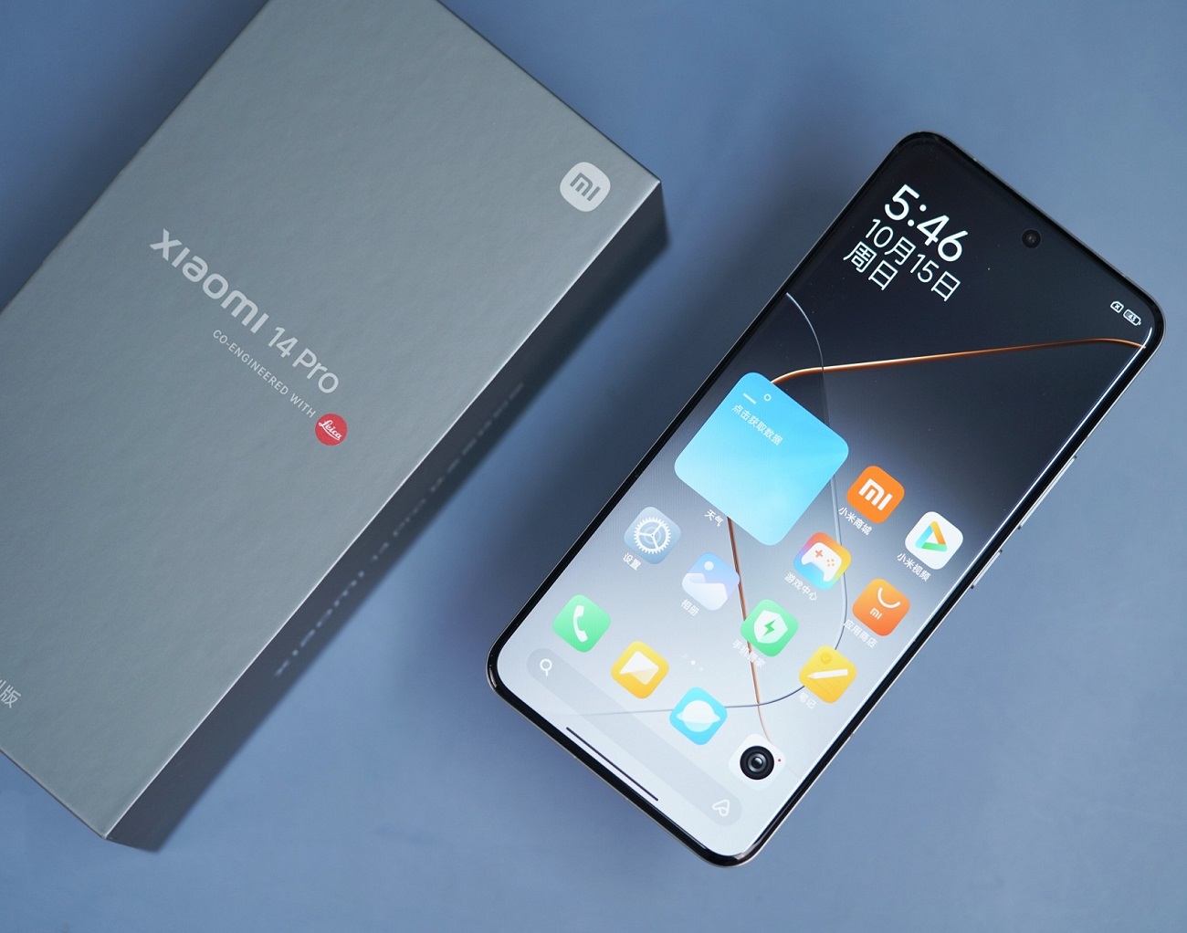 смартфон Xiaomi 14 Pro