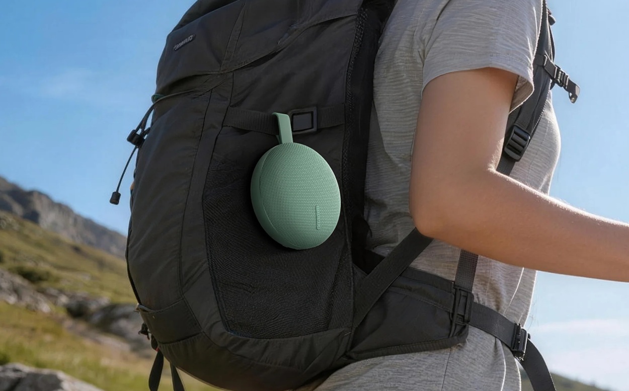 Xiaomi выпустила компактную беспроводную колонку Bluetooth Speaker Essential