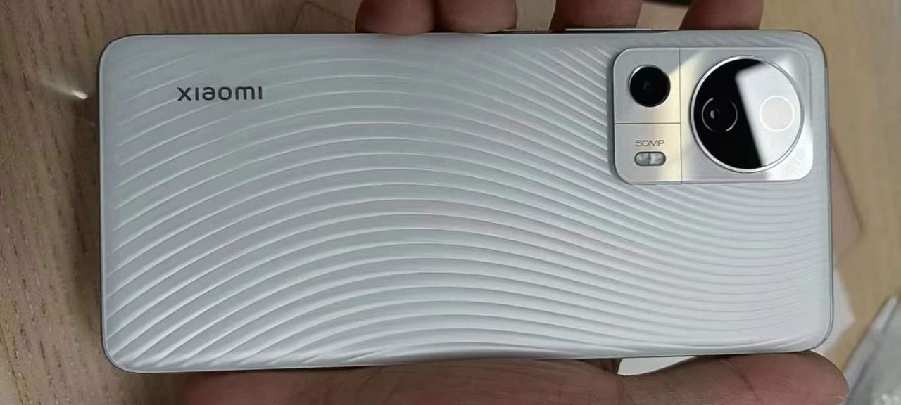 Xiaomi Civi 2