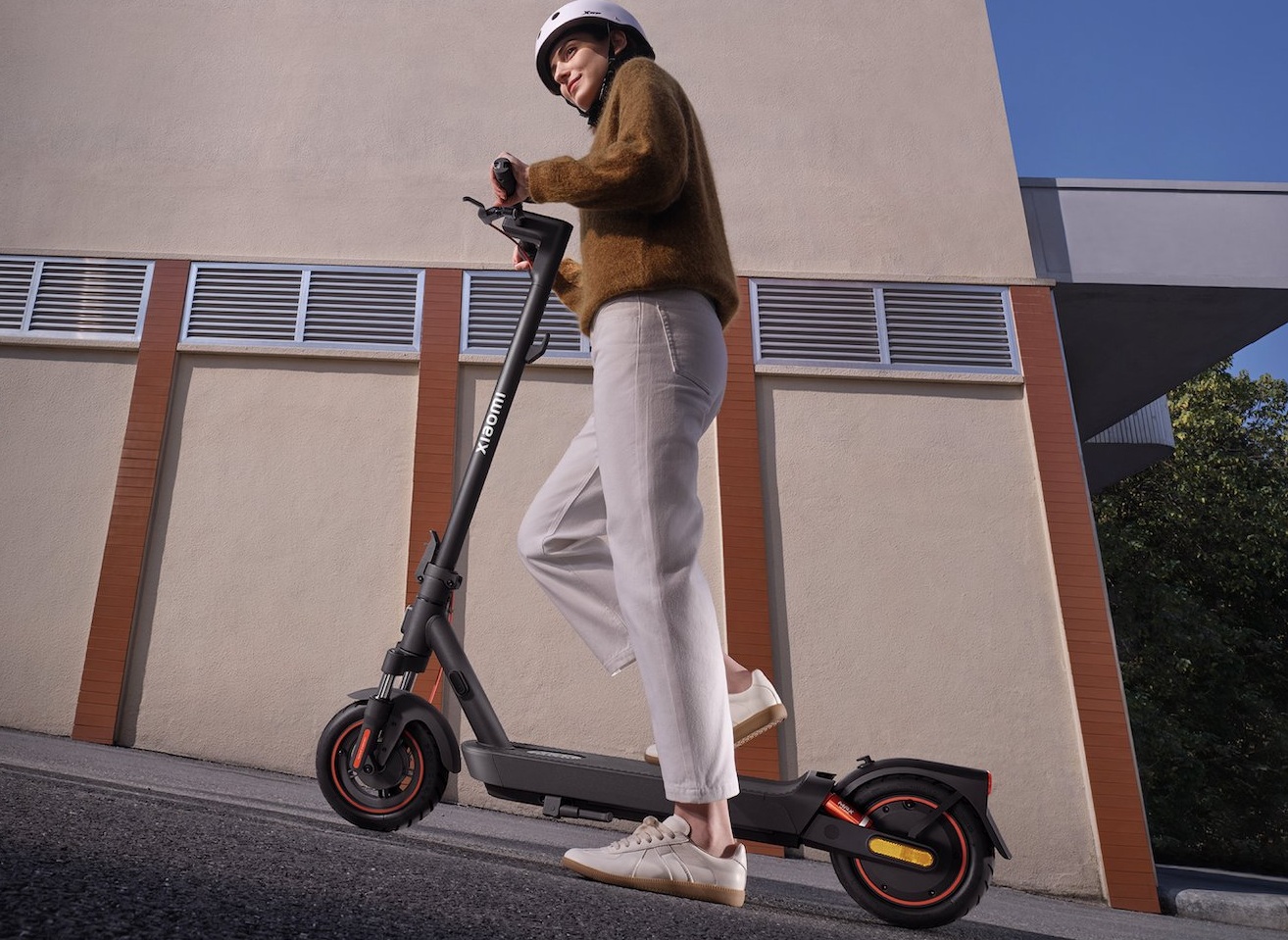 Электросамокат Xiaomi Electric Scooter 5 Max представлен на глобальном рынке
